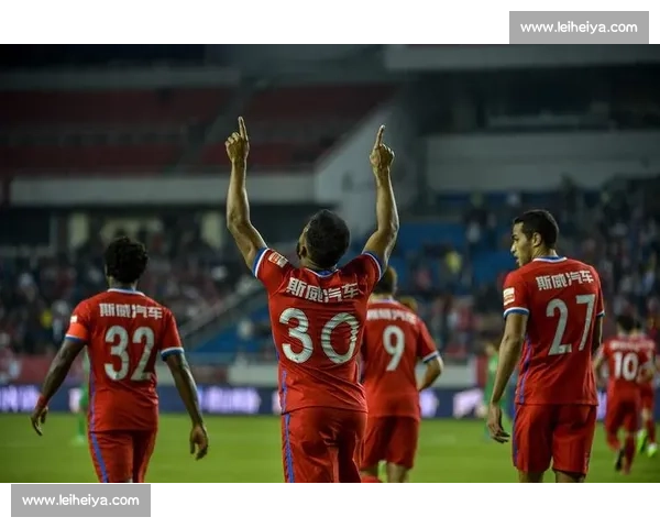 以斯威vs恒大强强对话赛季关键战役走势前瞻解析全景复盘与胜负悬念 以斯威vs恒大强强对话赛季关键战役走势前瞻解析全景复盘与胜负悬念